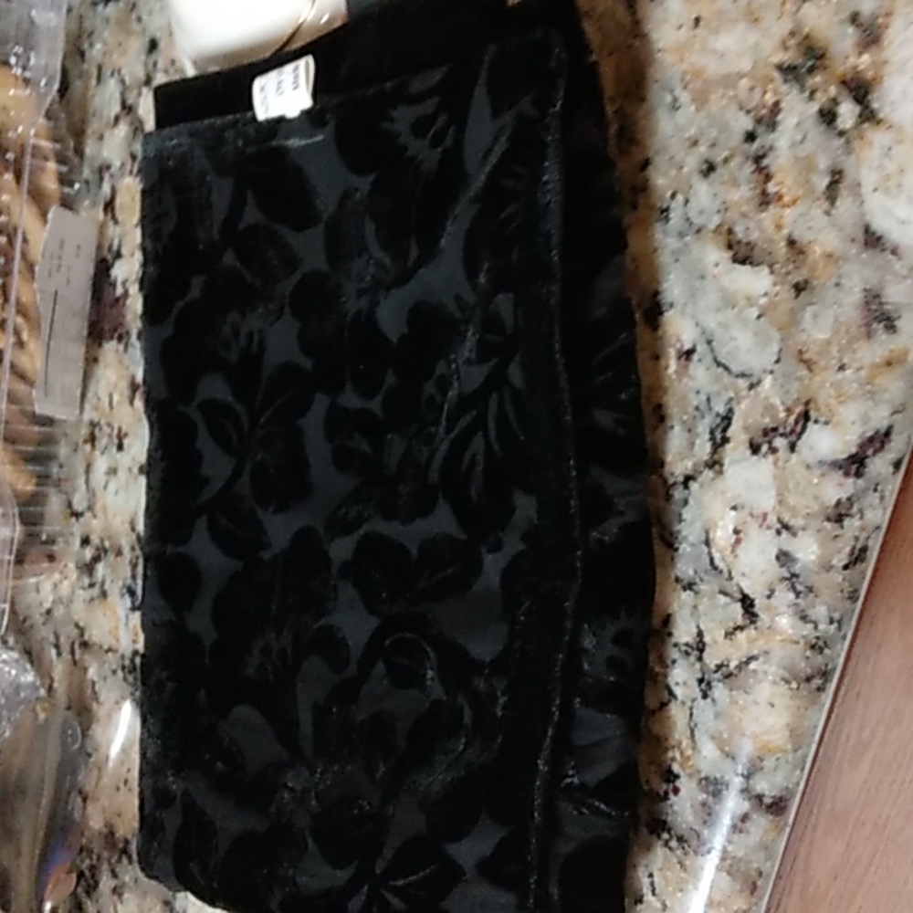 Black velvet floral scarf 7o percent silk nwt